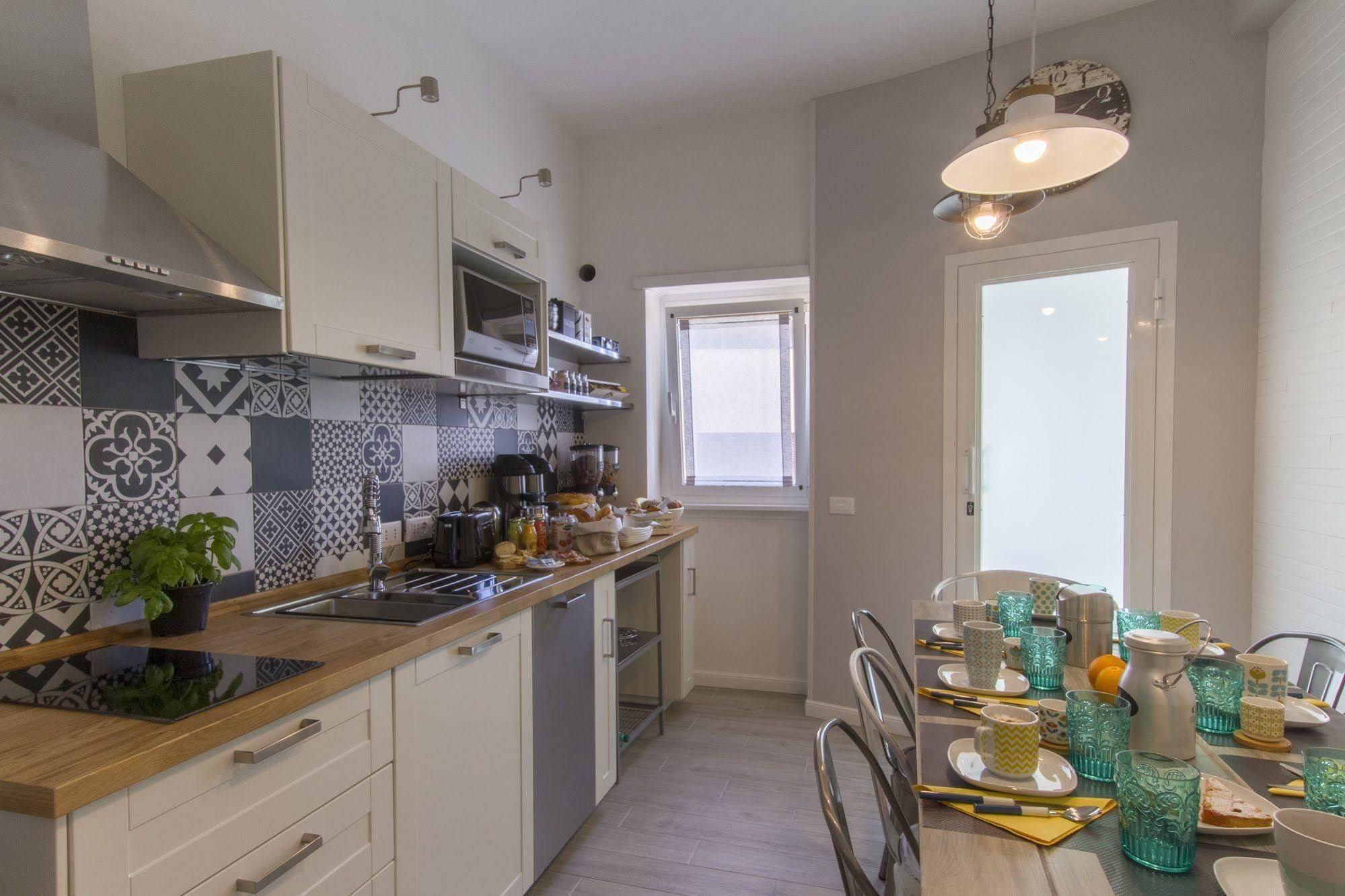 Feelinrome Bed & Breakfast ภายนอก รูปภาพ